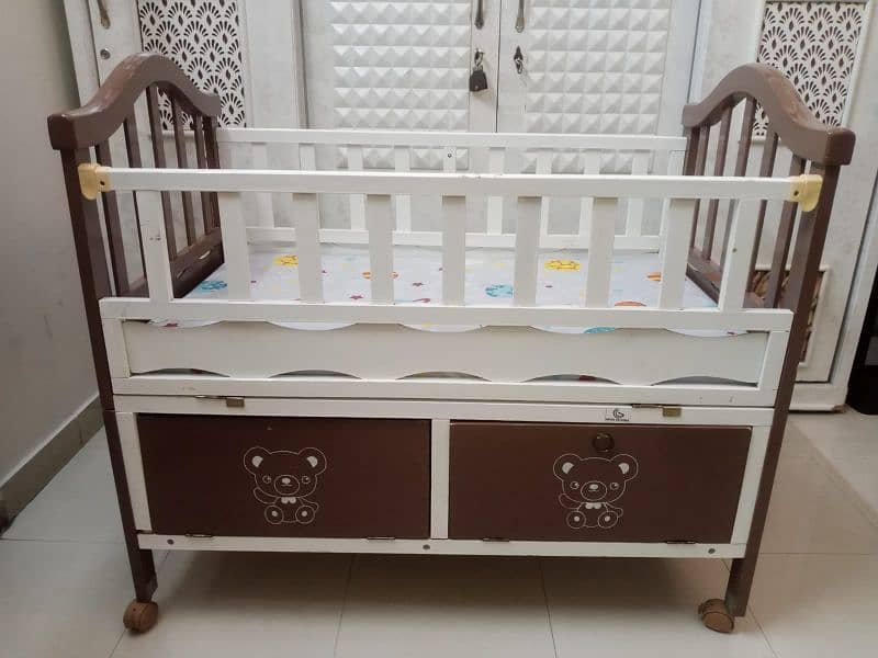 BABY COT 2