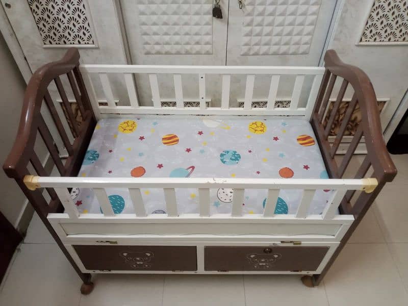 BABY COT 3