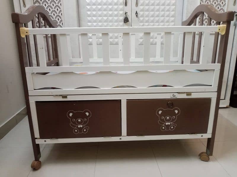 BABY COT 5