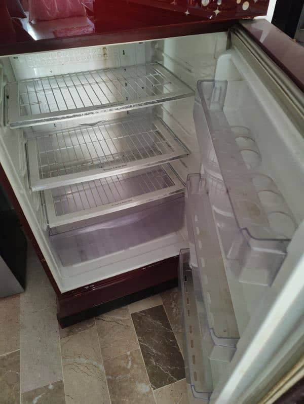 pel fridge large used excellent cooling and condition 1