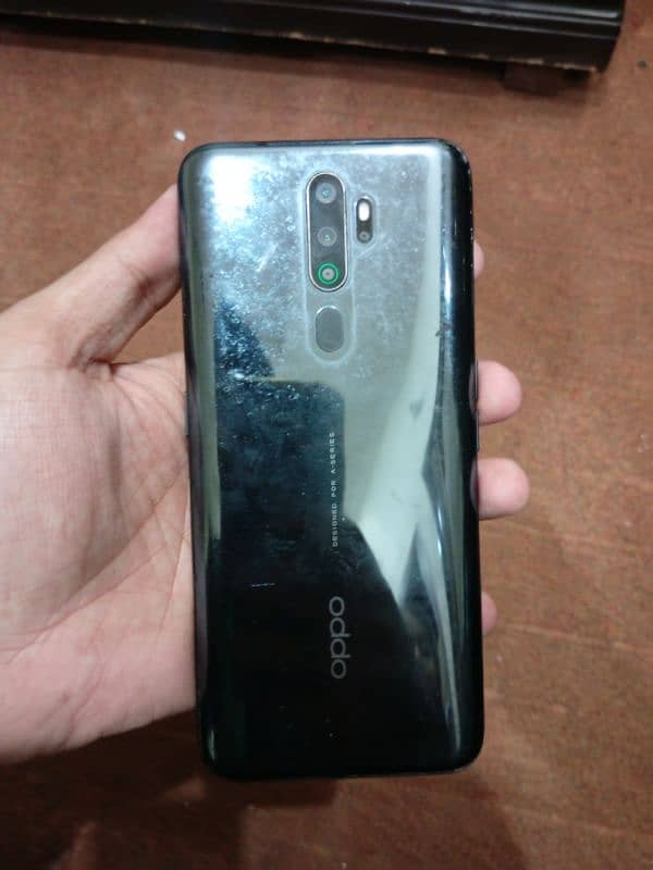 Oppo A5 2020 , One hand family use phone 0