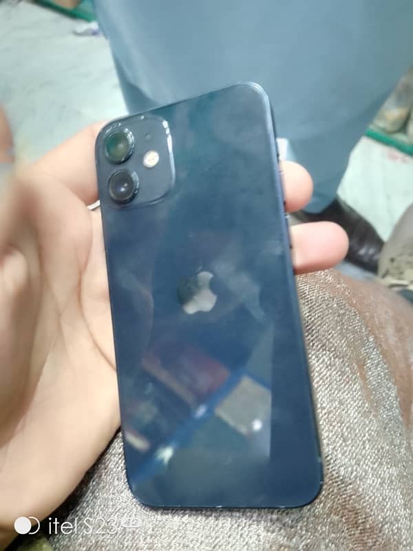 iPhone  12 mini Non pta 0