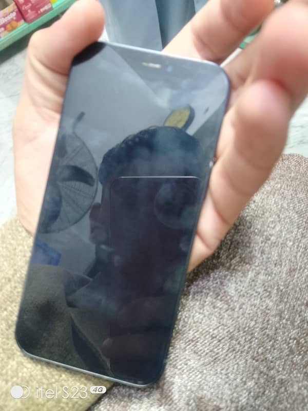 iPhone  12 mini Non pta 3