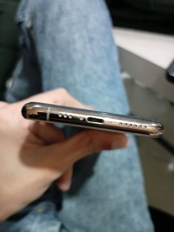 iPhone Xs 64 GB Non PTA 2