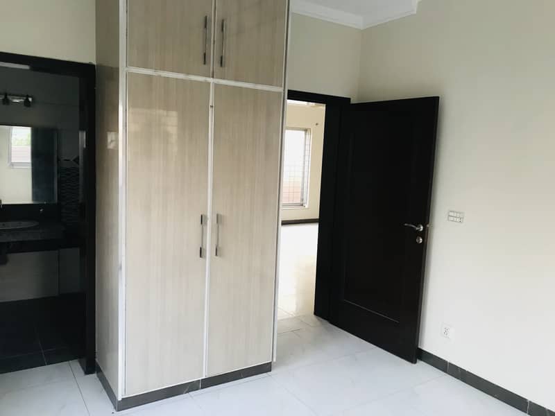 5 marla upper portion for rent 3