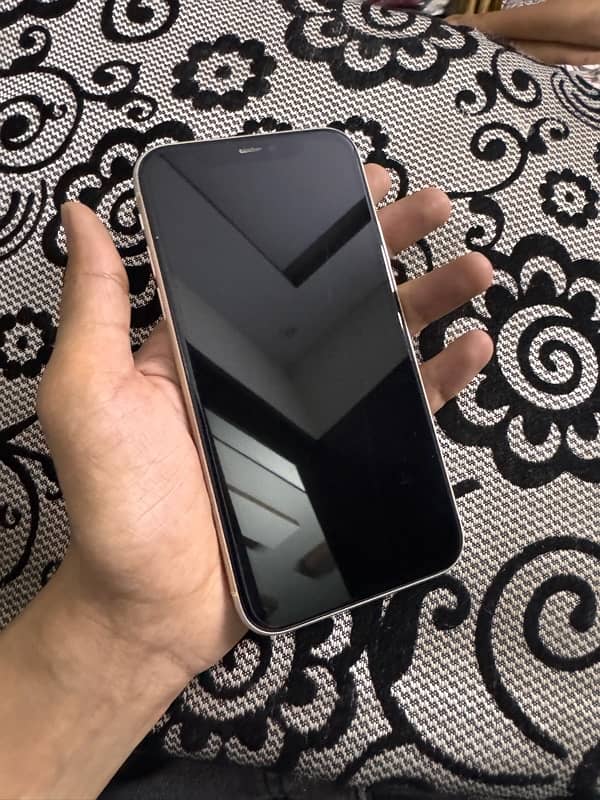 iPhone 11 FU 64GB NON PTA Factory Unlock *Read Ad* 3