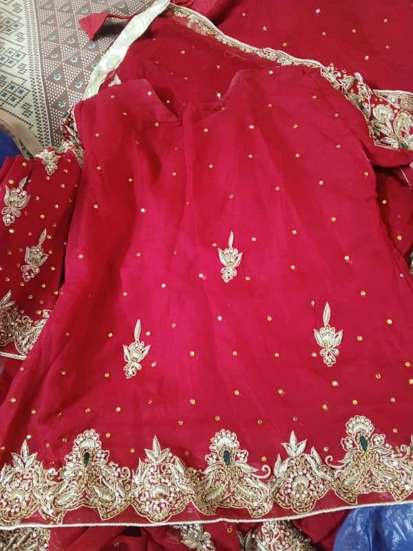 Wedding lehnga zari work 4