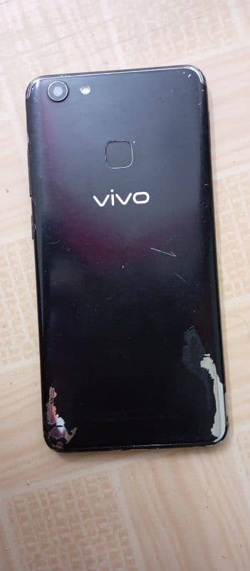 vivo V7 plus for sale 3