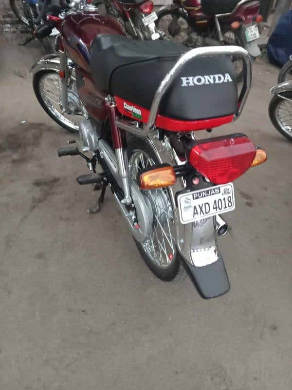 Honda 70 total original red colour documents clear hai 5