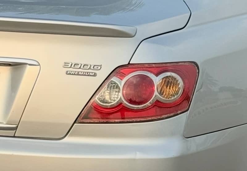 Toyota Mark X  back lights 1