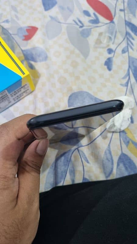 Tecno Spark 5 pro (4-64) 5