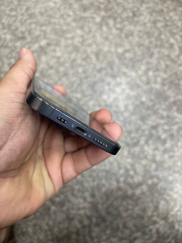 Iphone 12 Pro (Non PTA) 3