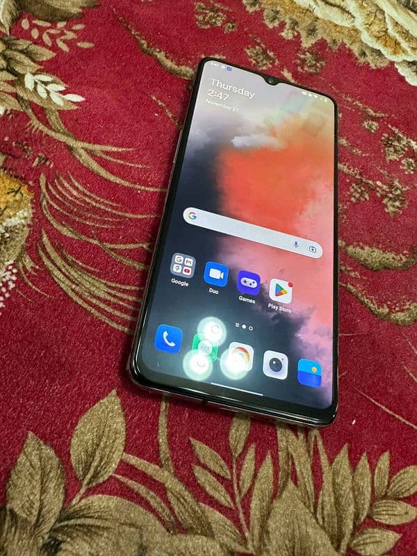 one plus 7t single sim pta approved for sale read add plz 4