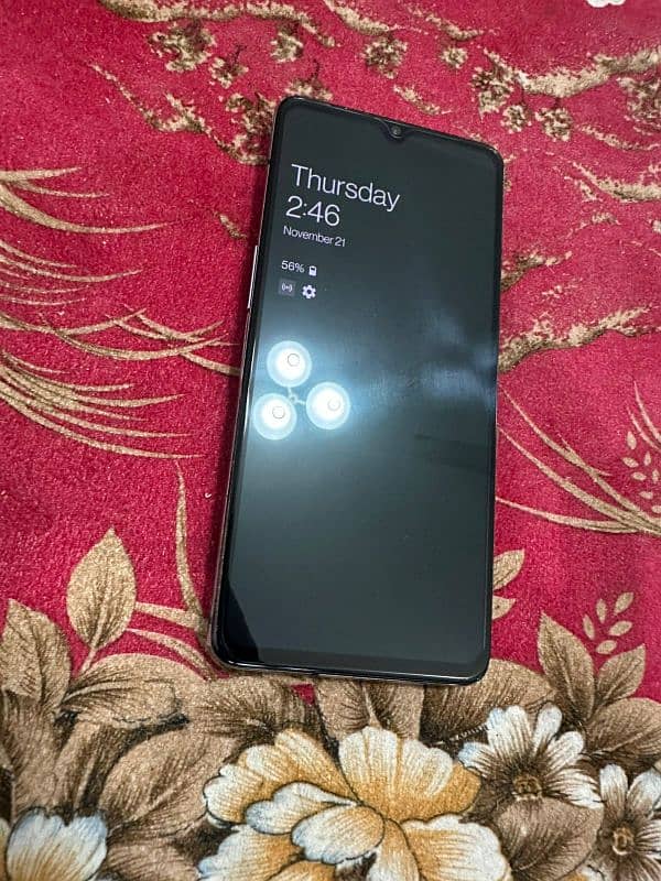 one plus 7t single sim pta approved for sale read add plz 6