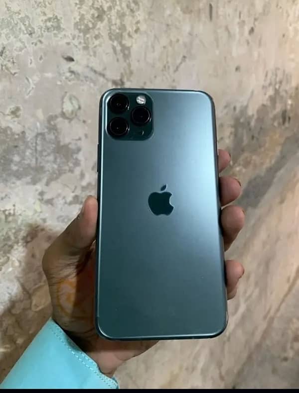 i phone 11 pro non pta factory unlock onic esim kafi dar say chal rahi 9