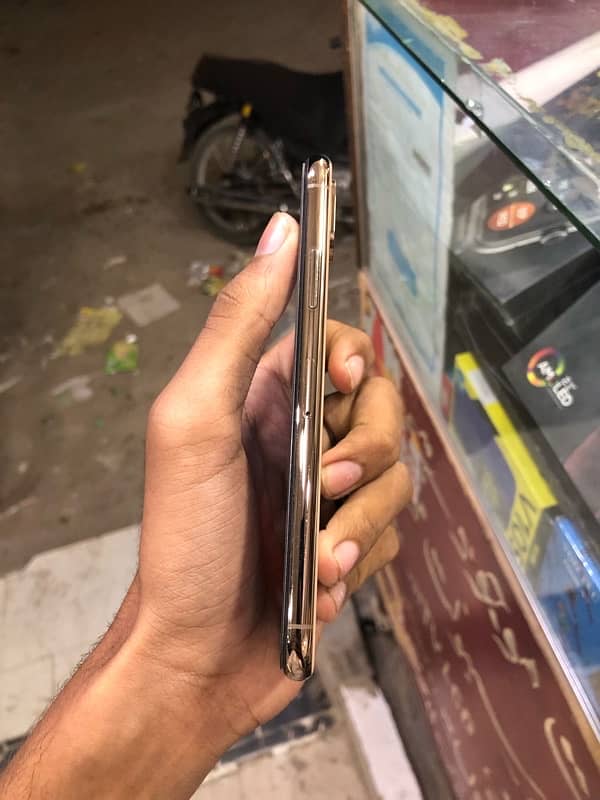 iphone Xs non factory 3