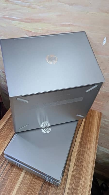 HP PAVILION 15 (Ryzen 7) 16/512gb TOUCH (Vega 10 Graphics) 1