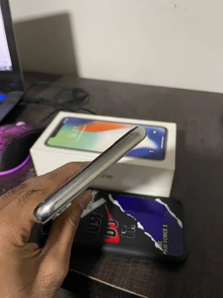 PTA Approved Iphone X. 64GB. 10/9.6 5