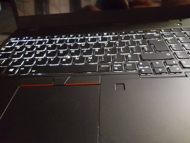 Lenovo ThinkPad T15 Gen 1 Top Class Laptop 10th Gen Core i7 Quad-Core 5