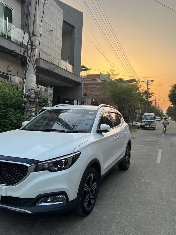 MG ZS 2021 0