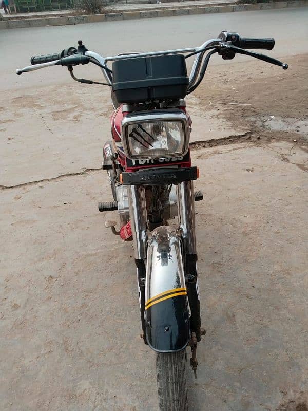 Honda 2020 model good condition All documnt ok urgent sale 03217699114 1