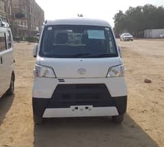 Daihatsu : Hijet cargo 2019