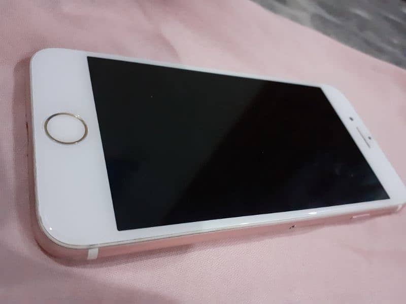 iPhone 7 32GB Non PTA 1