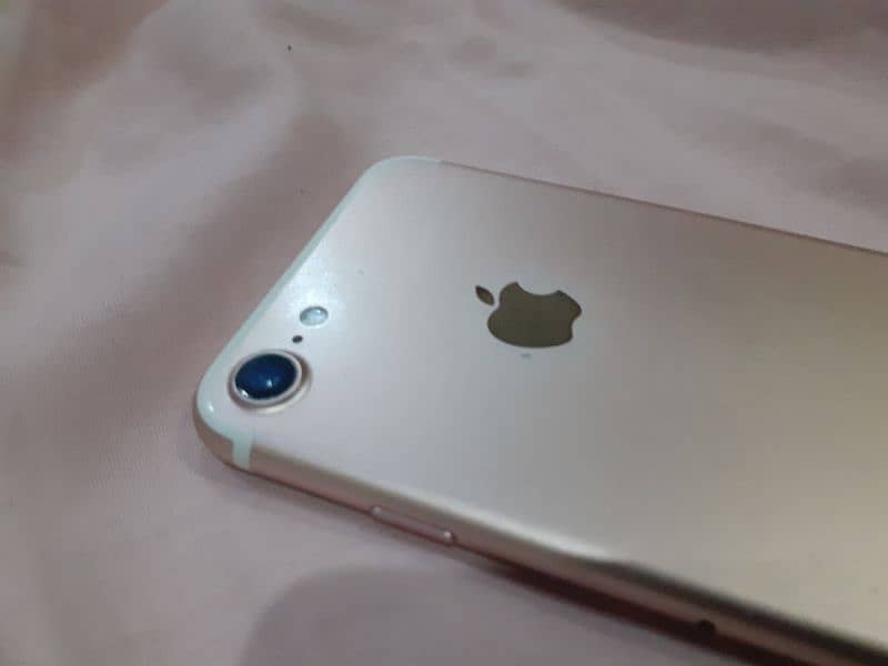 iPhone 7 32GB Non PTA 6