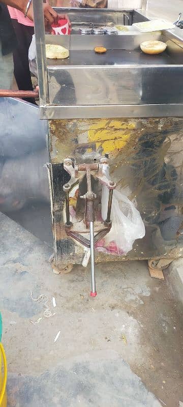 Fries stall with hot plate and gas cylinder and other things 4