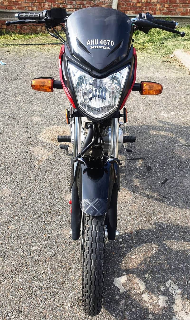 Honda CB 125F December 2021 Model 2022 Lahore registered 5