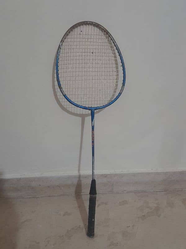 2 badminton Rackets 1