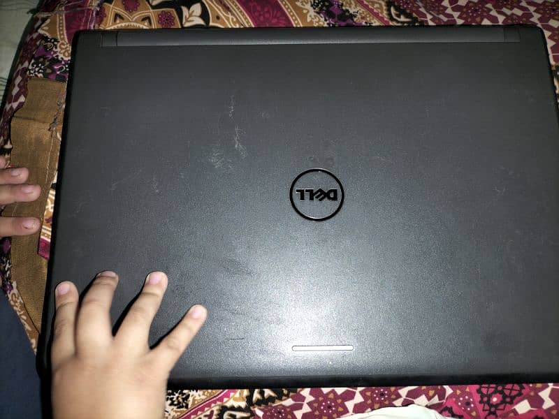 Dell Latitude 3340 0