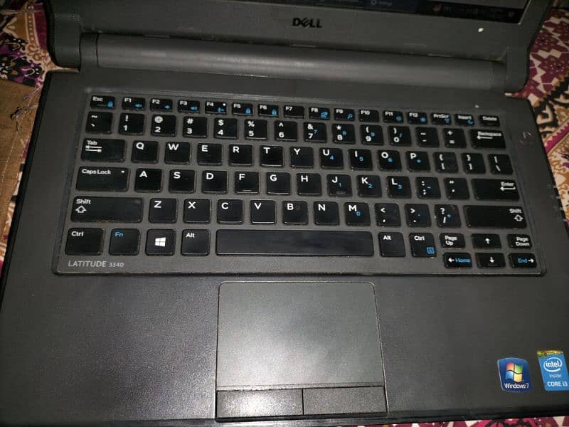 Dell Latitude 3340 2