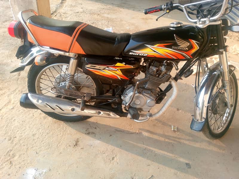 Bike available for sale Regestrd Hyderabad 0