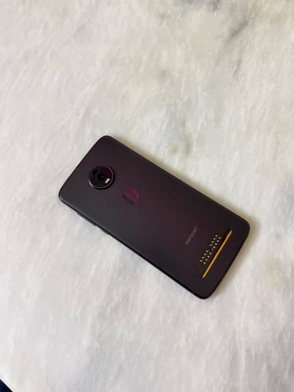 Motorola Moto Z4 0