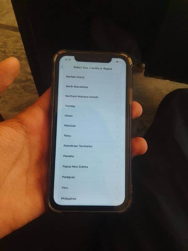 iphone 11 64 GB I cloud lock 1