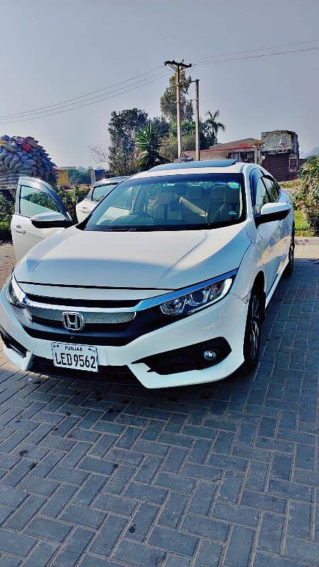 Honda Civic Oriel 2017 4