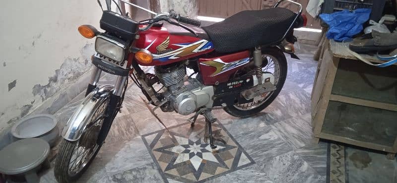 Honda 125 Model 1998                phone number 03027030969 1