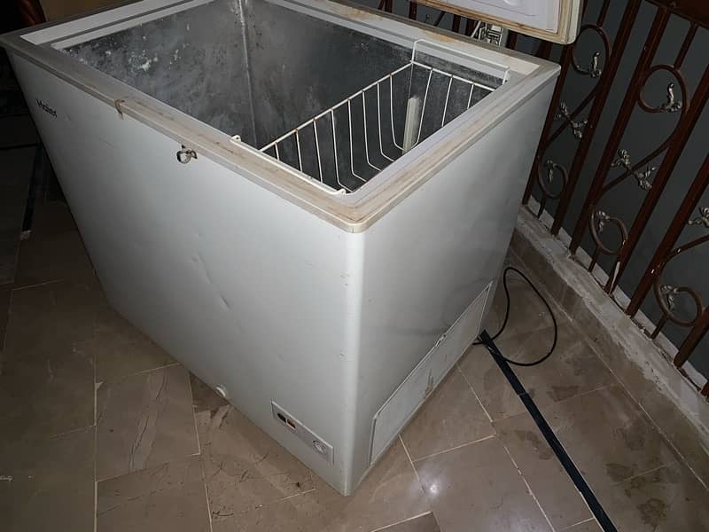 Haier Deep Freezer in Good Condition 5