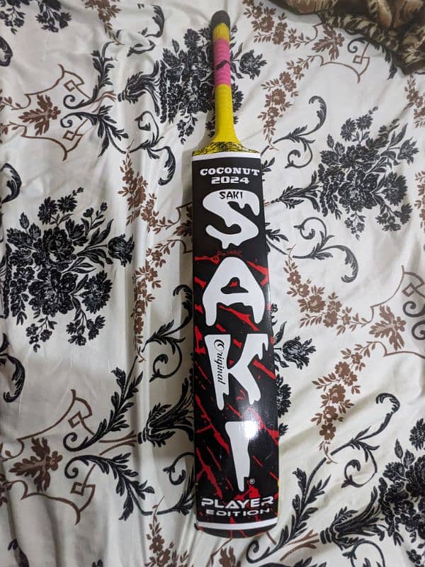 Saki player edition two  tape ball professional bats in high quality 3