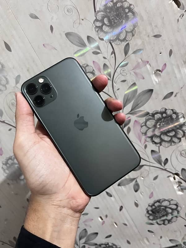 IPHONE 11 PRO NON PTA 64 GB SIM AND WHATSAPP 03414179909 5