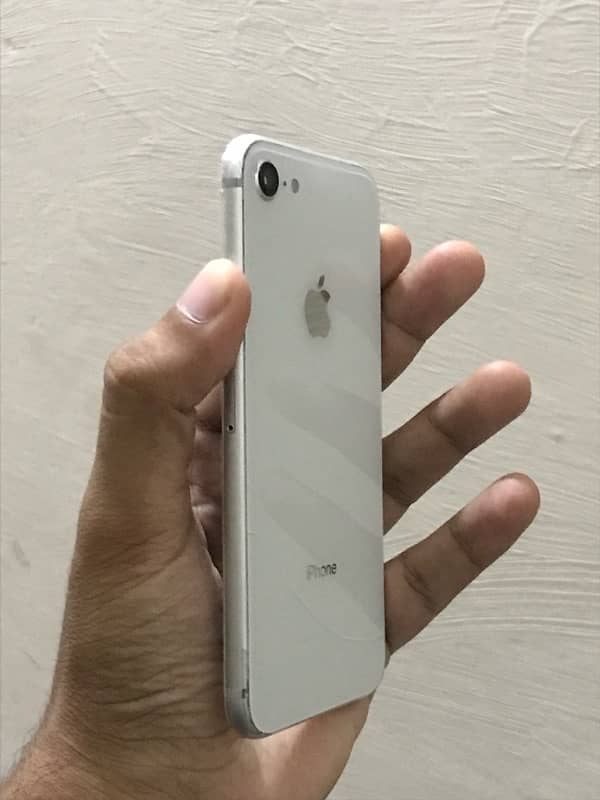 iPhone 8 non pta 3