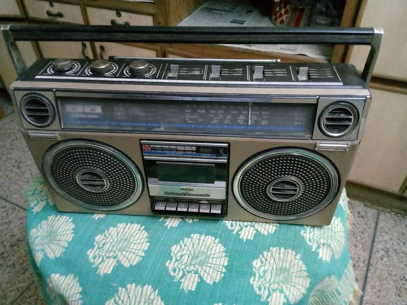 National Panasonic radio for sale Number 0331 5908044 3