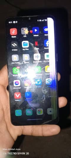 oppo Reno 3 8 gb 128 gb just panel Mai lines aur crack hai change