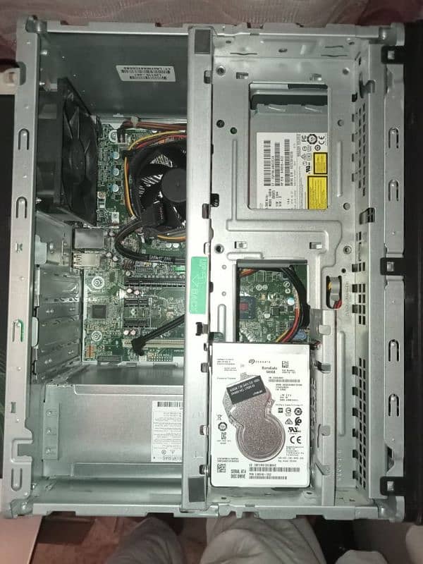 HP Prodesk 600 G4 MT 4