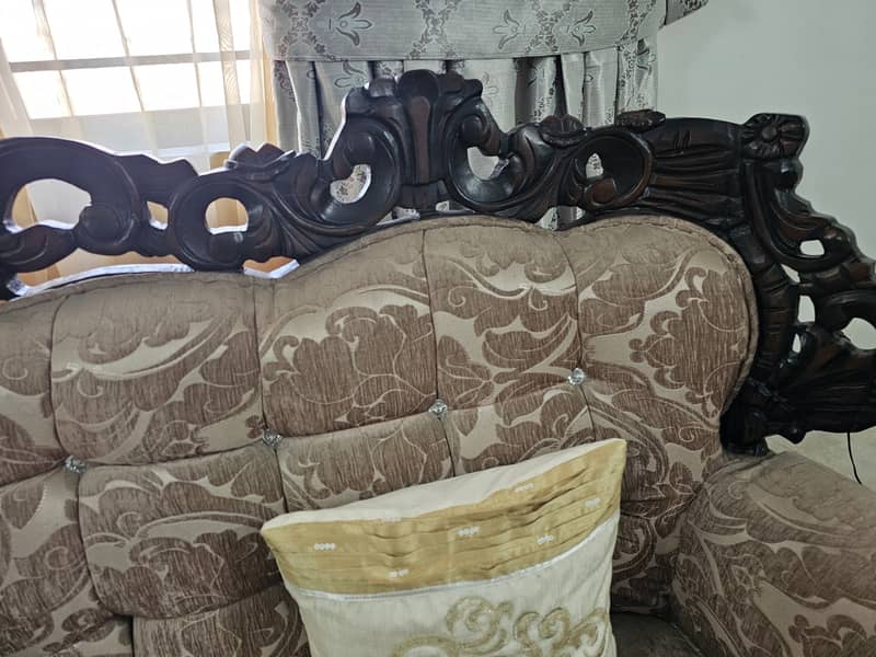 7 Seater Chinioti Sofa Set with Tables 13