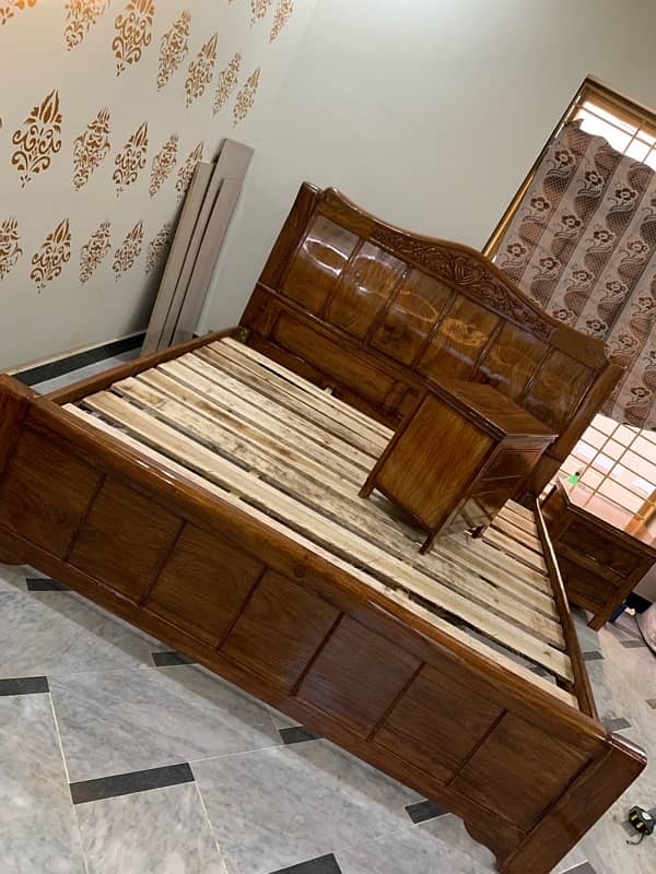 seesham pure wood Bed set Brand new Not Used (Jis mrzi ko check krwain 2