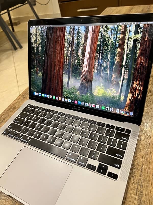 MACBOOK AIR M1 2020 13 inches 1