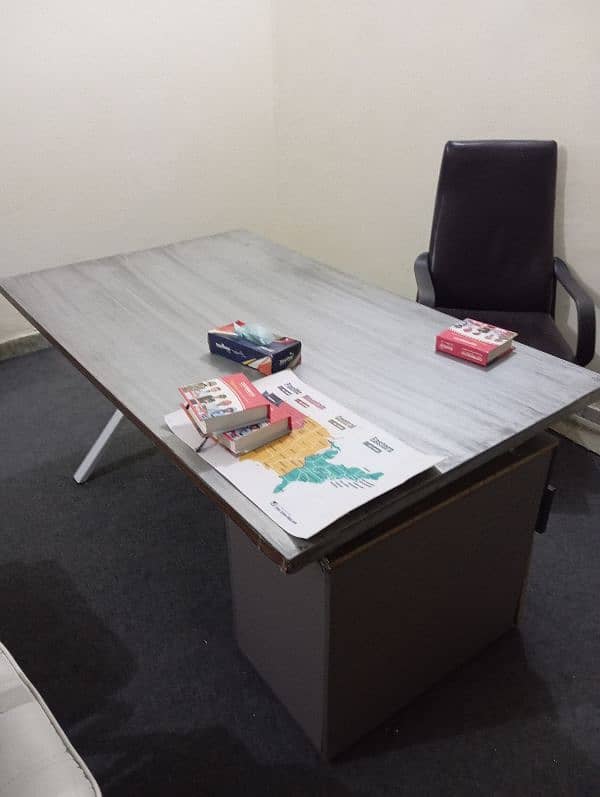 Office table and chair for sale 2