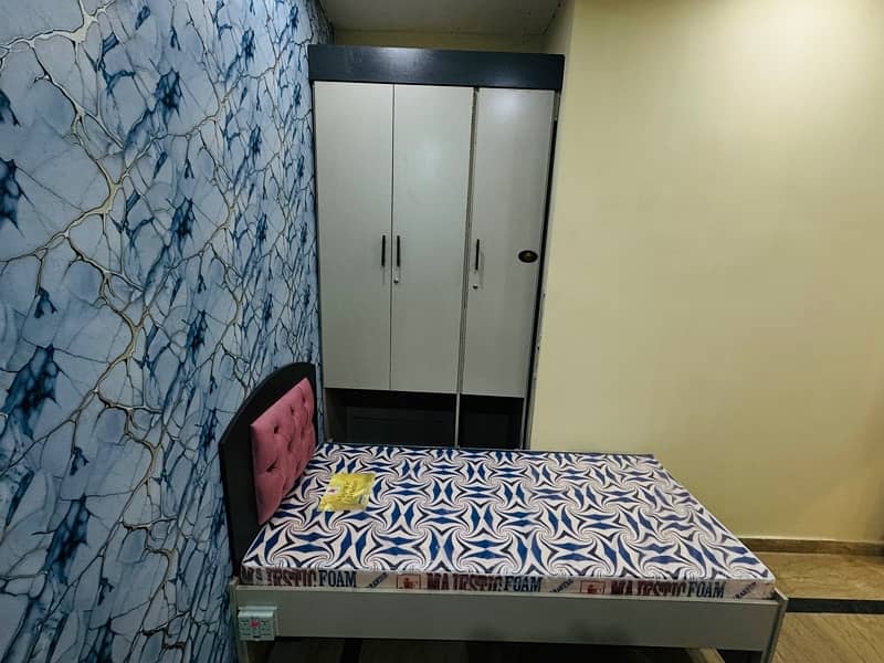 Girls Hostel in lahore near metro & speedo bus station 5